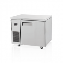 UNDERCOUNTER FREEZER 1 Door
